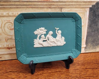 Taca Templeton Wedgwood Spruce Green Jasperware, wyprodukowana w Anglii