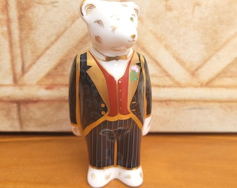 工芸品 Crown Derby Sitting Pig Two Royal Crown Derby boxed
