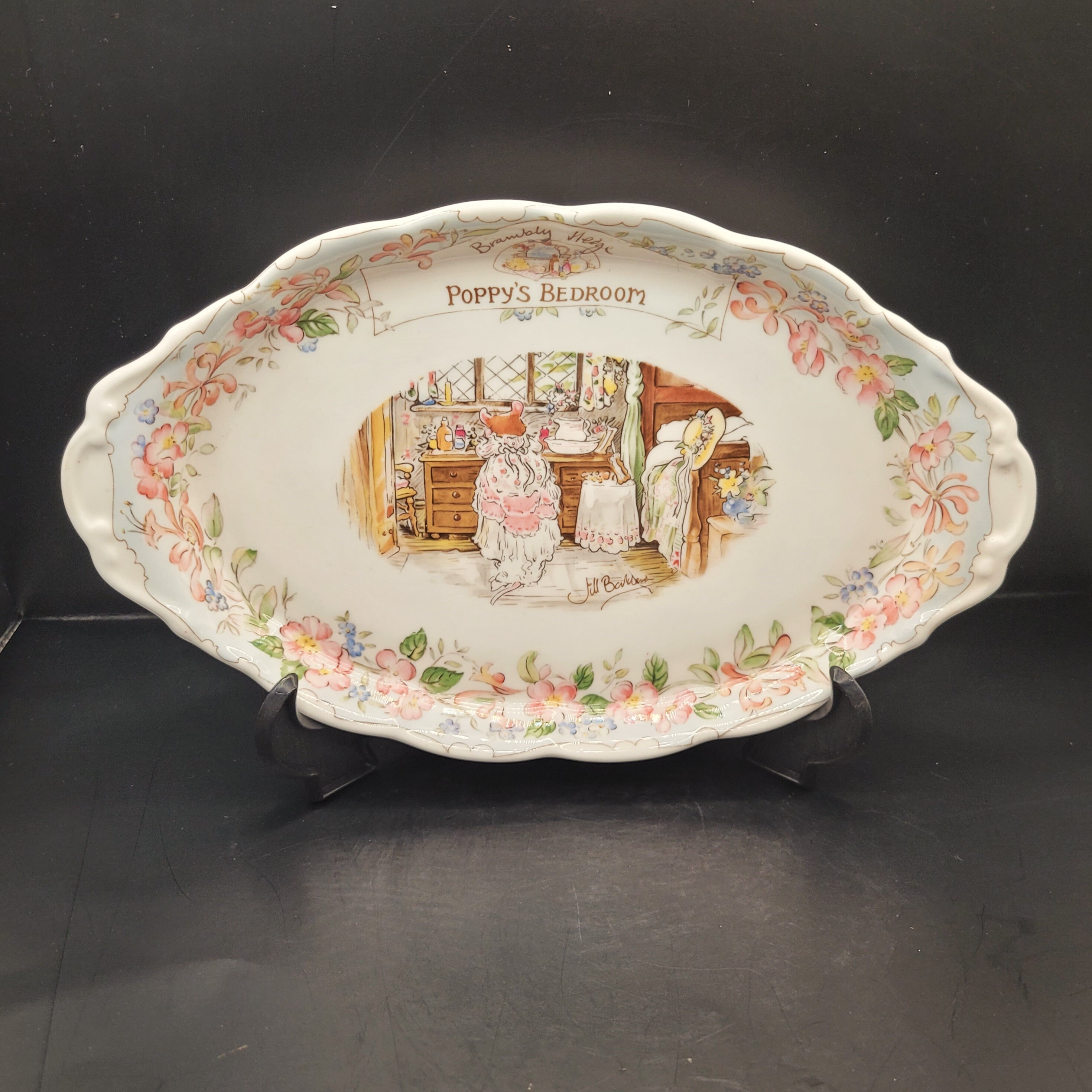 ロイヤルドルトン ブランブリーヘッジ poppy's bedroom プレート ロイヤルドルトン ブランブリーヘッジ poppy's bedroom プレート