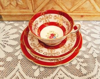 Vintage Royal Grafton Bone China Trio, 9259 Red & Gold Lace, Tea Cup Saucer Plate