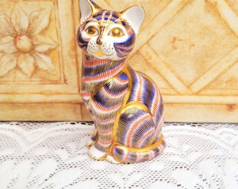 Royal Crown Derby "Sitting Striped Cat" Paperweight, 2nd Quality Porcelain Button