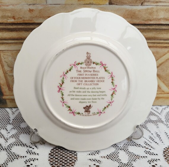 ブランブリーヘッジ THE  BALL & THE DISCOVERY Brambly Hedge the Snow Ball , Royal Doulton Christmas