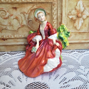 Royal Doulton Figurine LYDIA HN1908, Seated Lady in Red, Made in England