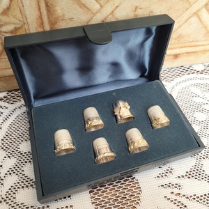 Cased Set of Silver & Gilt Thimbles, London 925 Hallmarks 1990, Butterfly Thimble, Grape Thimble image 1