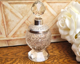Edwardian Silver and cut glass Perfume Bottle, London 1907, Faceted Cut Glass