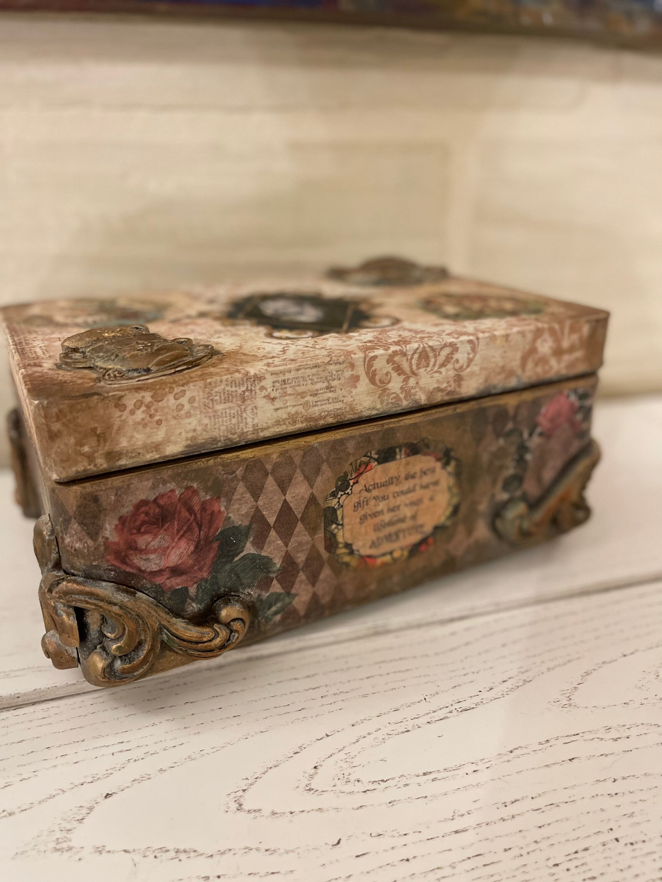 PRE-ORDER - Personalised Gift, Alice in Wonderland Jewellery Box, hand-made decoupage jewelry box, wonderland home decor, gift for her