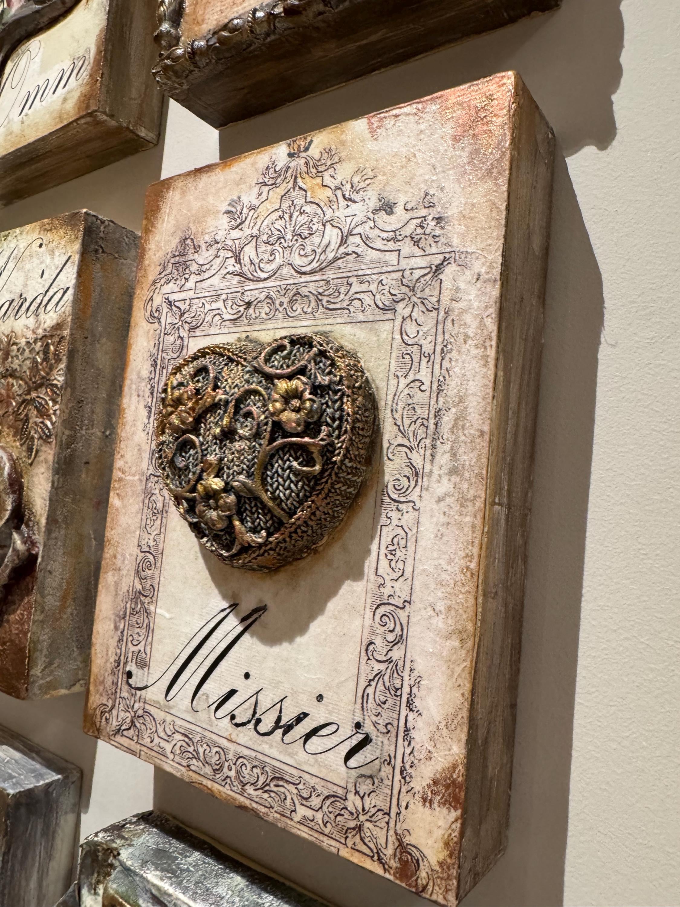 Sid Dickens Display - Etsy New Zealand