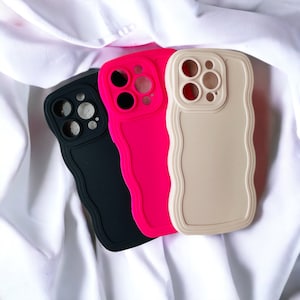 Veel telefoonhoesjes met golfdesign - hoesje met golvende rand - telefoonhoesje - iPhone hoesje - zwart roze en beige