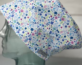 Blue-ming Marvelous Floral Design - Bonnet/casquette de gommage pour théâtre chirurgical : coton. Fait main au Royaume-Uni