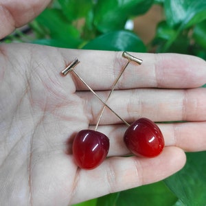 Boucles d&#39;oreilles cerise, boucles d&#39;oreilles mariage fruits, boucles d&#39;oreilles femme, boucles d&#39;oreilles pendantes raisins en verre, boucles d&#39;oreilles aliments, cadeau pour elle