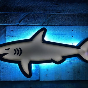 Haai! Verlichte muurkunst JAWS