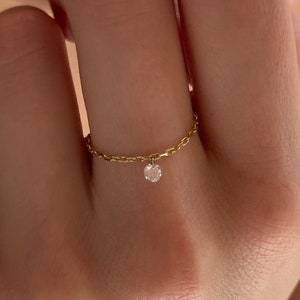 Anillo de oro con diamantes auténticos, cadena flotante sin engaste, delicado anillo apilable, anillo con dije de diamante con piedra de nacimiento, colección &quot;Dance Me&quot;