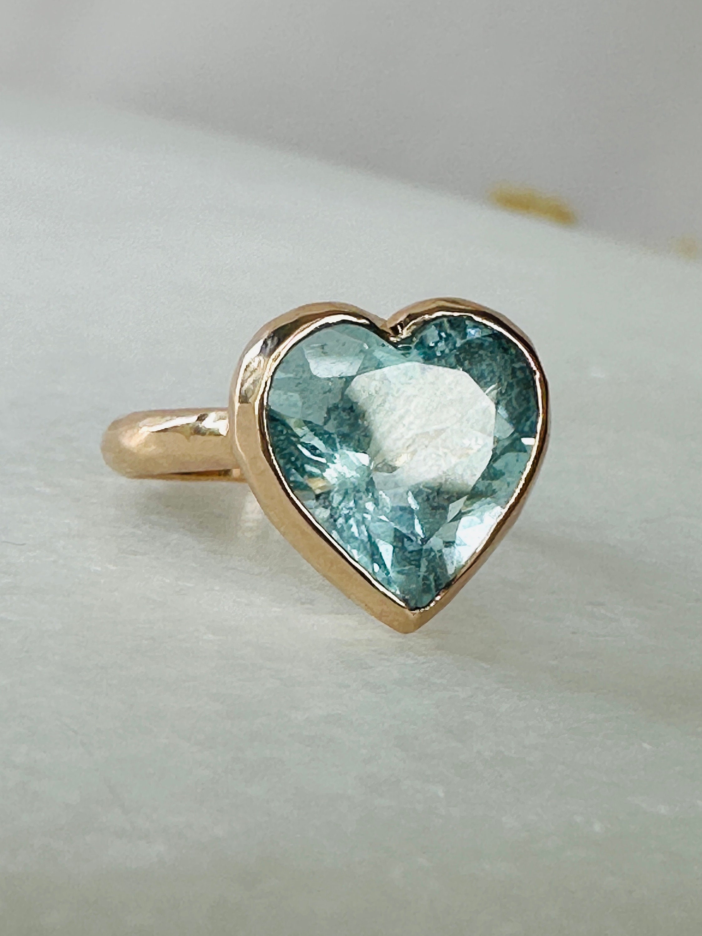 Heart shaped aquamarine ring outlet