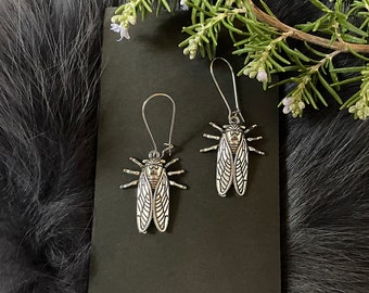Small Antique Silver Tone Cicada Earrings, Handmade Insect, Steel Kidney Ear Wires