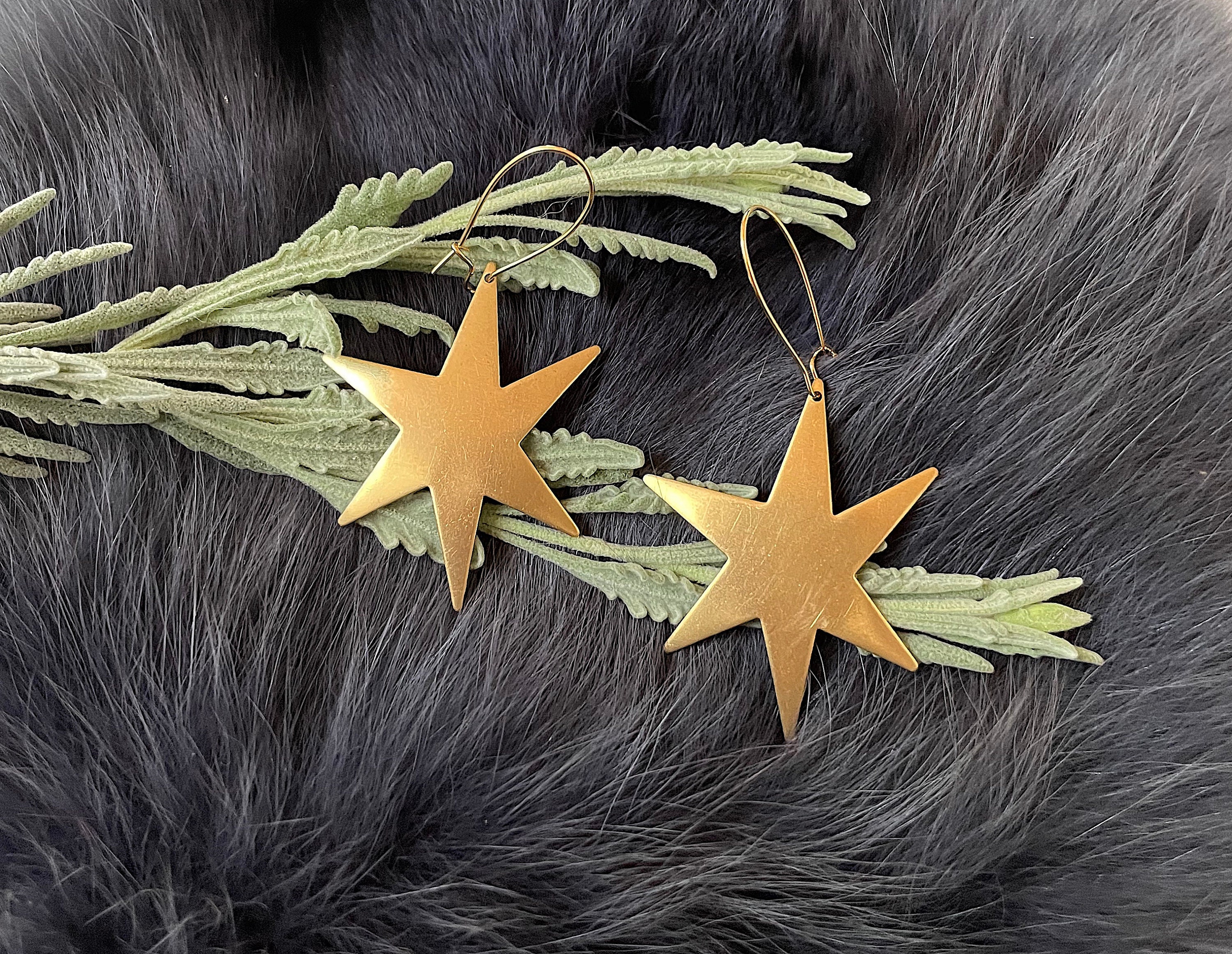 Silver Glitter or Shining Gold Star Big Dangle Earrings ⋆ It's