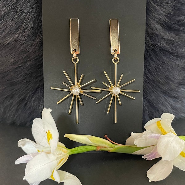 Gold Plated Zinc Alloy Fireworks Earrings, Handmade  Sun Flower Shape