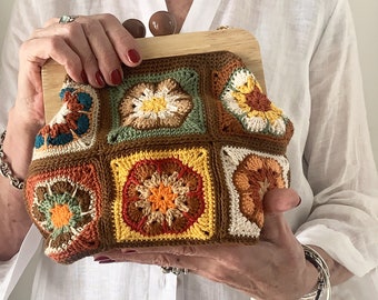 African Flower clutch bag, granny square clutch bag, crochet pattern, crochet ideas, crochet pattern, DIY crochet bag, instant download