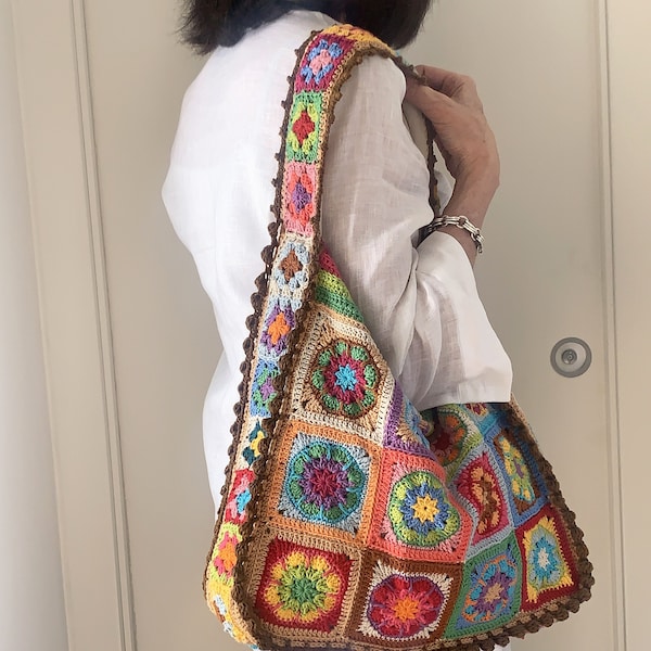 African Flower tote bag, granny shoulder bag, crochet pattern, granny square pattern, crochet ideas, easy crochet pattern, DIY crochet bag