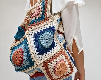 Granny Square Crochet Shoulder Bag Pattern (PDF)