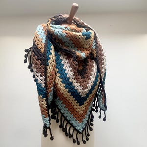 Scialle lana stile granny, scialle uncinetto, tutorial per uncinetto, scialle donna