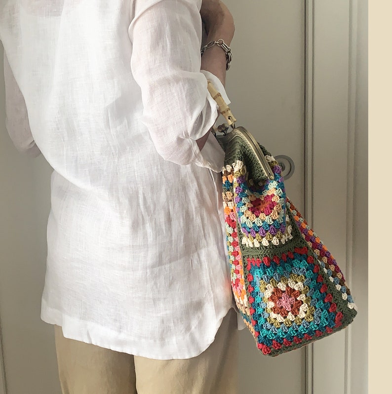 Bolso tote grande para abuela, bolso cuadrado para abuela, como hacer tu bolso, patrón de crochet, bolso de crochet, estructura de metal y asa de bambú, descarga instantánea imagen 7