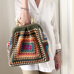 Grand sac fourre-tout grand-mère, sac carré grand-mère, comment faire son sac, modèle au crochet, sac au crochet, cadre en métal et poignée en bambou, téléchargement immédiat image 1