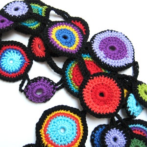 Crochet Disc Necklace Pattern: Easy Colorful Design (PDF Download)
