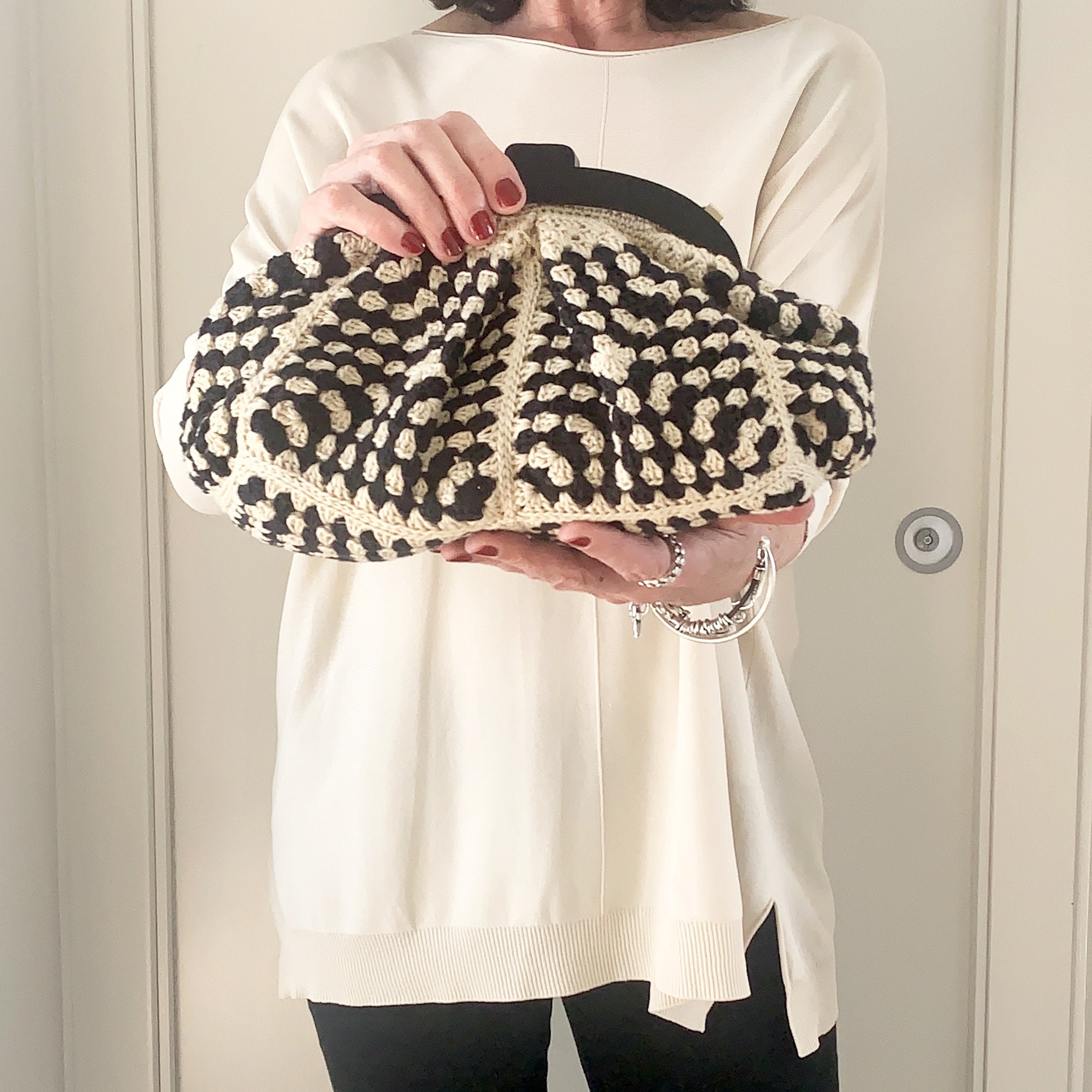 Beige & Black Granny Square Crochet Clutch Bag Pattern (PDF  display picture 2