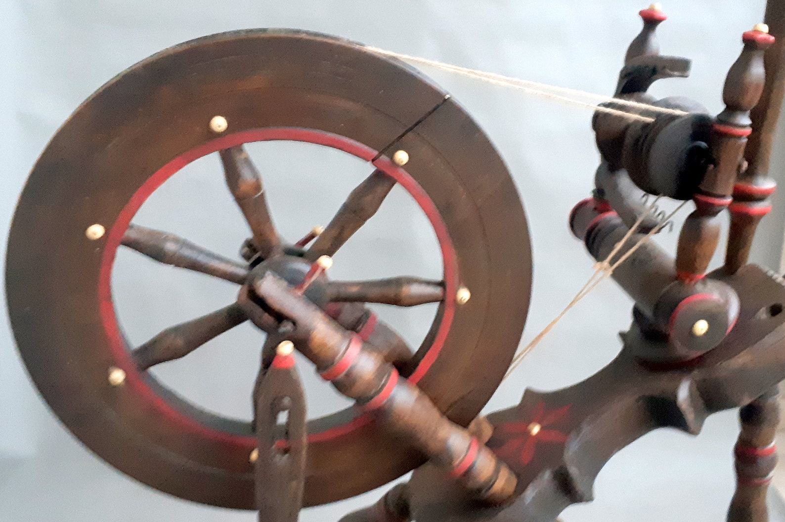 Antique Unique Spinning Wheel With Violin Shape Base Etsy