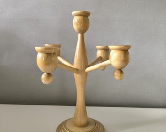 Candelabro de madera vintage, cinco portavelas, años 80-90, Melka