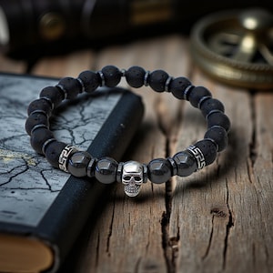 Masculine Skull Bracelet – Hematite & Lava Rock Beaded Protection Jewelry for Mens Strength, Focus, and Style Gothic Gift for Him