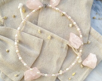 Rose Quartz and Pearl Beaded Necklace, Genuine Freshwater Pearls, Rose Crystals, Boho Romantic Necklace, Gemstone Jewellery for Mother&#39;s day
