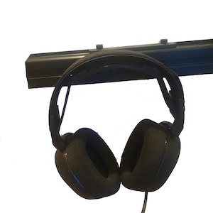 SimRIg Mountable Headphone & VR hanger hook