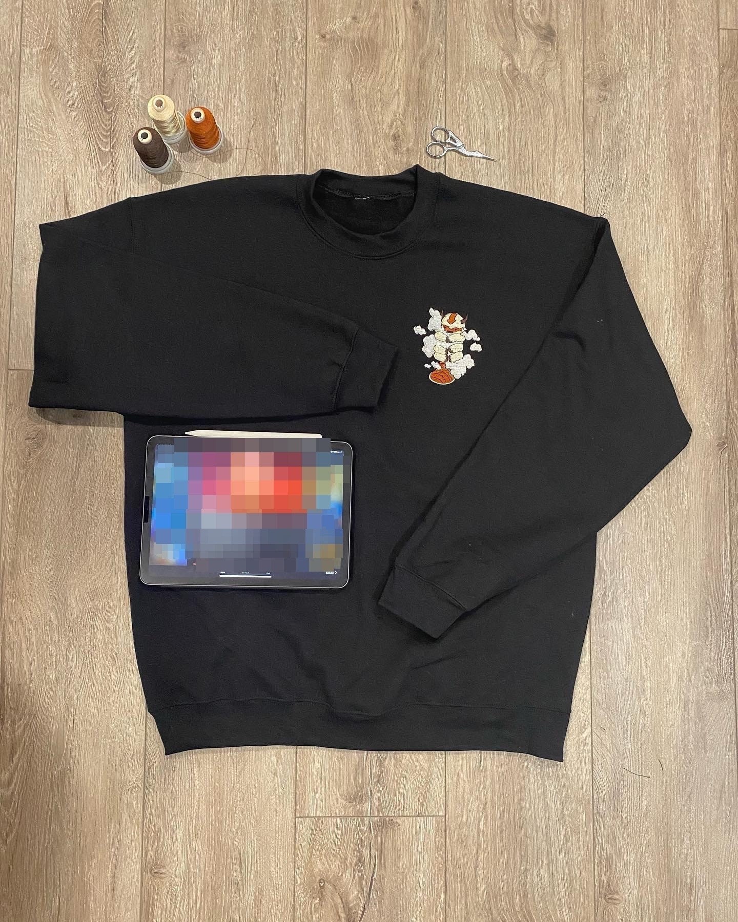 Appa Sky Bison Embroidered Crewneck/t 