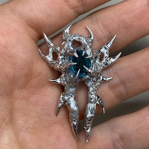Engelsblau Zirkon stachelige Halskette, Flüssigmetall Cybercore Anhänger