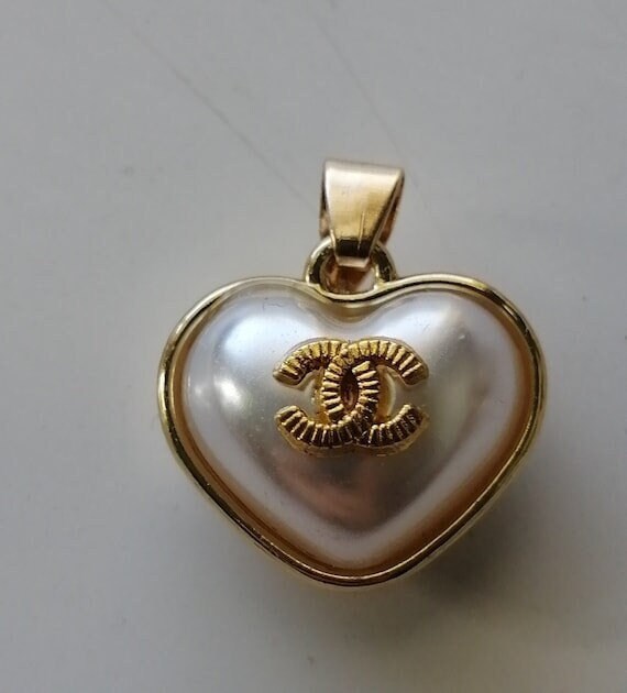 Vintage Cc chanel heart pearl 14k gold over bracel