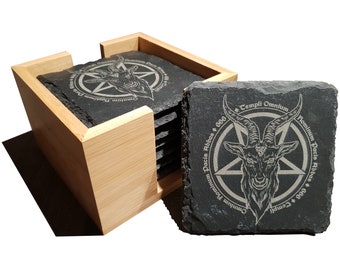 8 leisteen onderzetters met Baphomet/Pentagram gravure in een bamboe doos