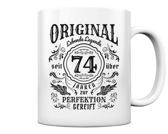 74e anniversaire mûri à la perfection 74 ans dictons cadeaux - tasse et tasse à café brillant