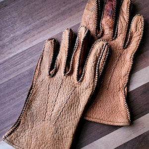Vintage Light Tan Stitched Leather Driving Gloves - Size Women&#39;s Medium