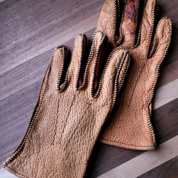 Vintage Light Tan Stitched Leather Driving Gloves - Size Women's Medium