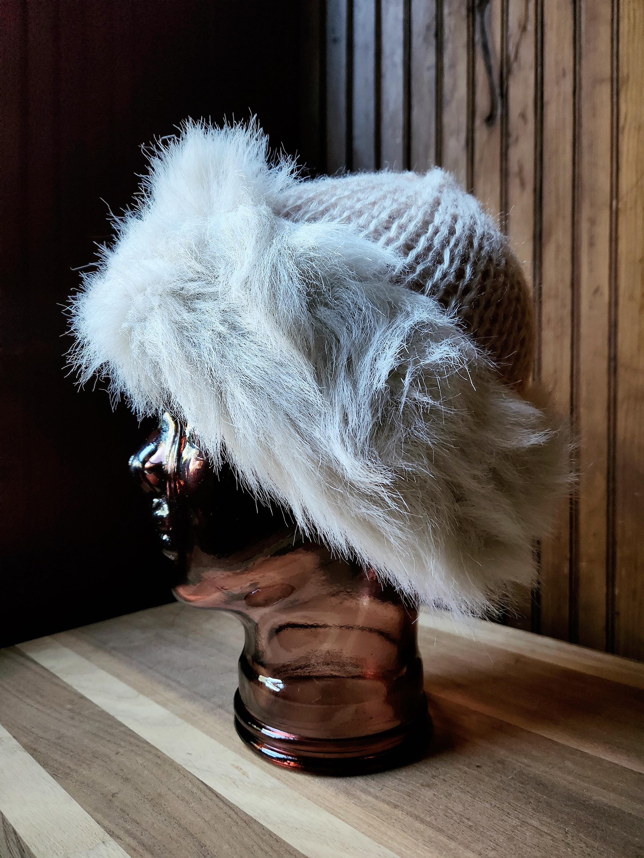 Vintage Faux Fur Hat - color beige - size S/M Vintage Blonde Mink Fur Hat – Dovetail main image 3
