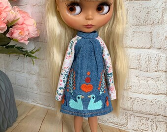 Cute Blythe doll denim dress with hearts. Hand made Blythe doll fashion dress for Valentine's Day with Blythe doll coat. Fashion for Blythe
