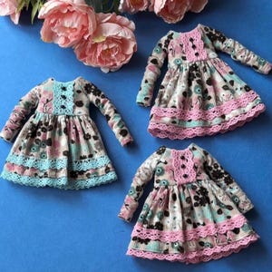 Blythe doll clothes: Blythe doll dress & Blythe corduroy clothes. Corduroy Blythe outlook and clothes for Blythe doll with Blythe dress