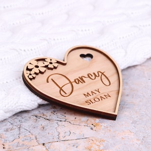 Annuncio di nascita personalizzato, Cartello di annuncio di nascita, Regalo di nascita in legno, Regalo per neonato, Ciao mondo, mi chiamo, Targa con il nome del bambino