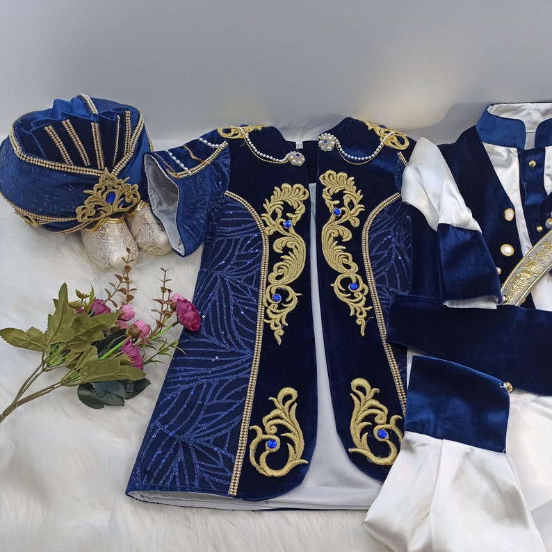 Tenue de garçons, Séance photo, Vêtements de bébé Eid, Costume de circoncision pour garçons, Costume Mevlut pour garçons, Costume Prince, Costume Mevlut pour garçons image 9