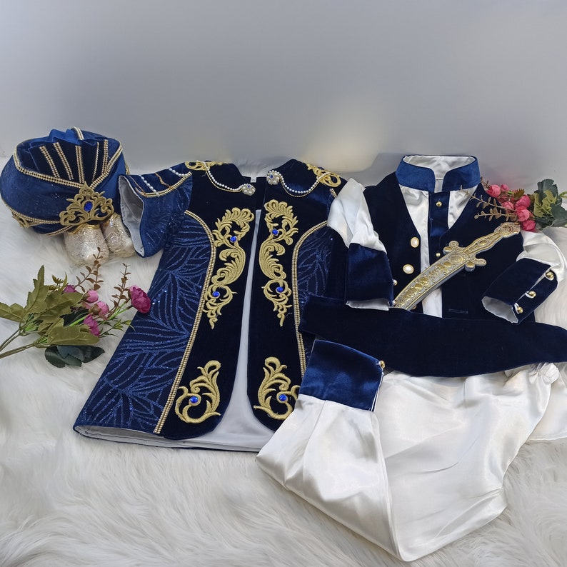 Tenue de garçons, Séance photo, Vêtements de bébé Eid, Costume de circoncision pour garçons, Costume Mevlut pour garçons, Costume Prince, Costume Mevlut pour garçons image 1