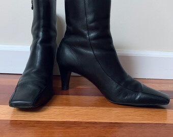 etienne aigner booties