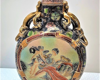 12"H Exquisite Classic Style of Gilded and Color-Painted Porcelain Moon Vase