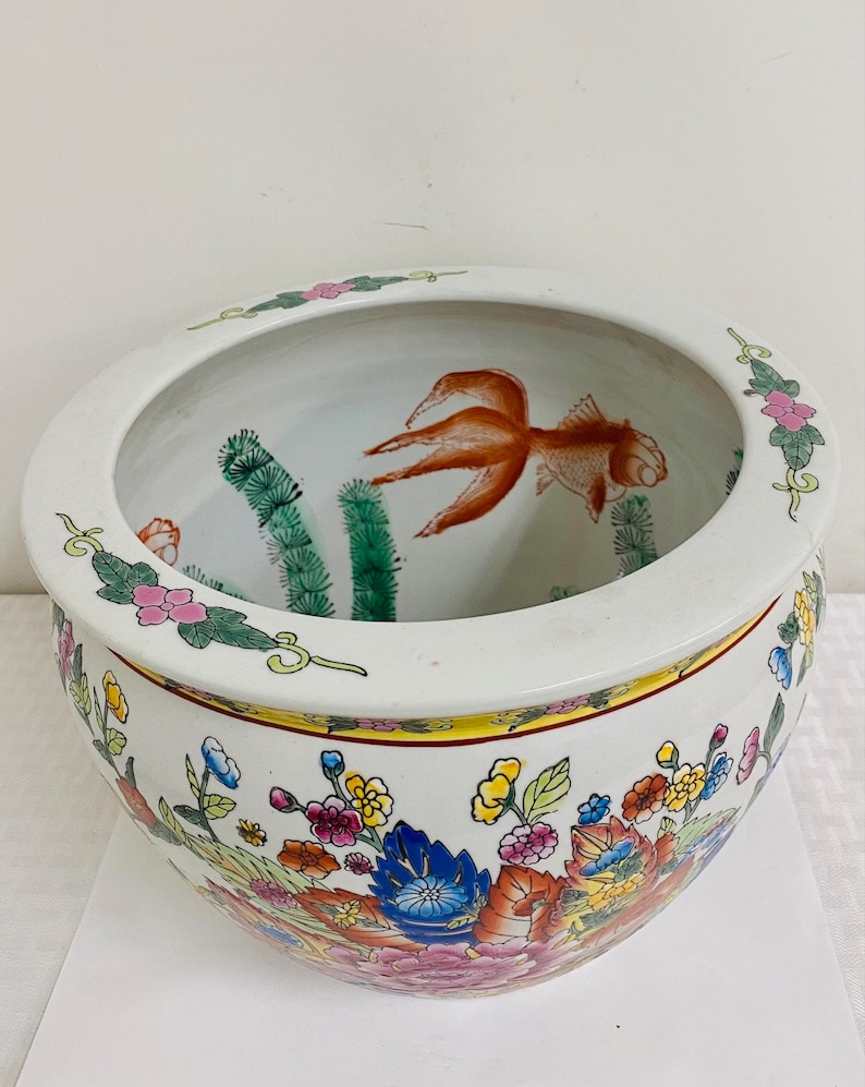 10 X 7 Exquisite Color-painted White Ceramic Urn or Vat - Etsy