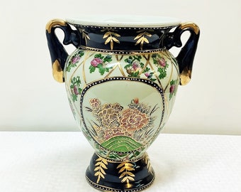 11"H Exquisite Classic Style of Gilded and Color-Painted Porcelain Vase